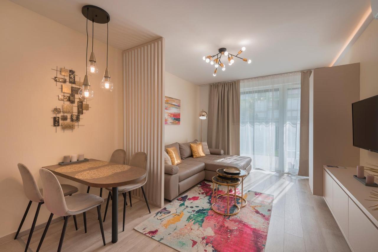 Sunset Resort - Lakeside Boutique Apartments Fonyod Room photo